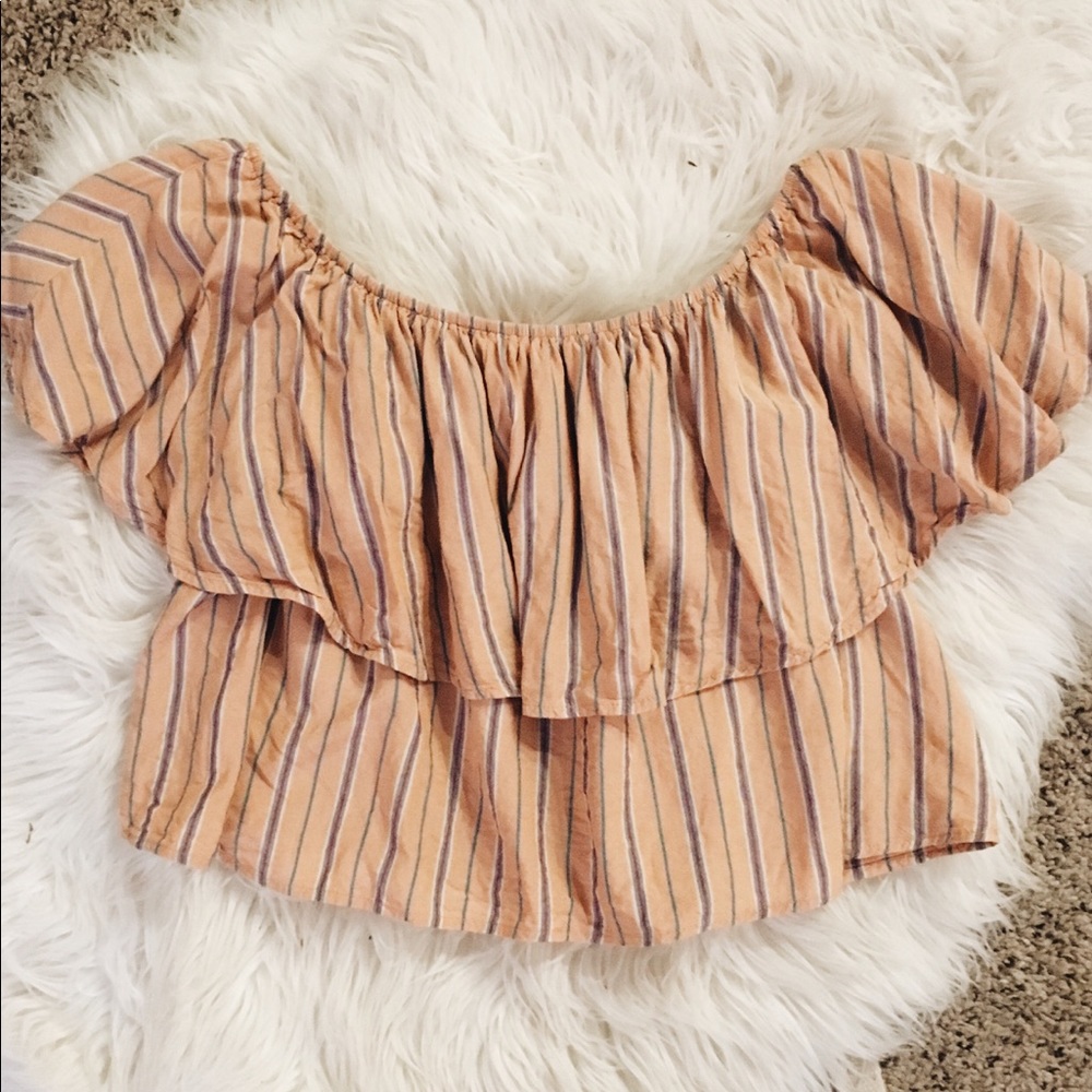 Off the shoulder flowy crop top